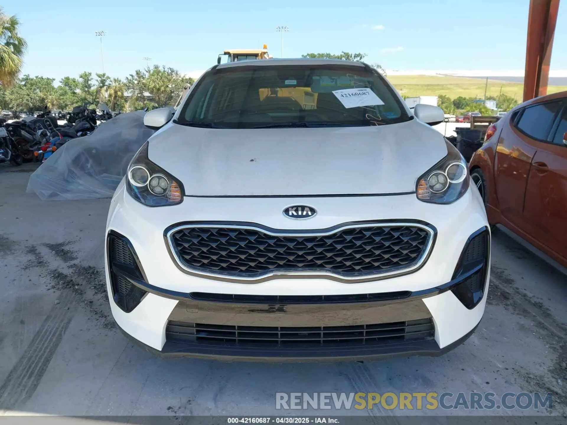 12 Photograph of a damaged car KNDPM3AC1M7931035 KIA SPORTAGE 2021