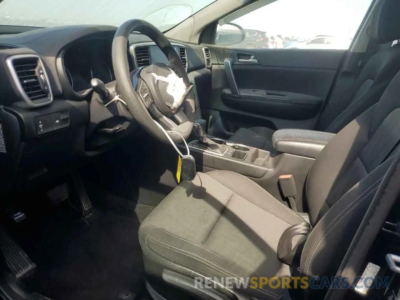 7 Photograph of a damaged car KNDPM3AC2M7874313 KIA SPORTAGE 2021