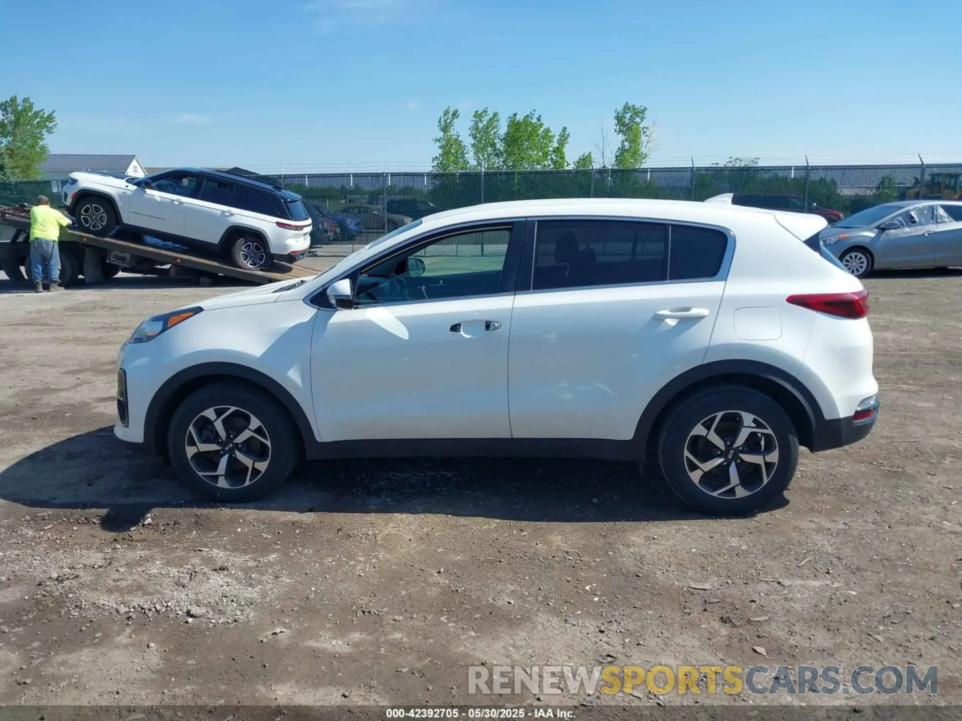 13 Photograph of a damaged car KNDPM3AC2M7892939 KIA SPORTAGE 2021