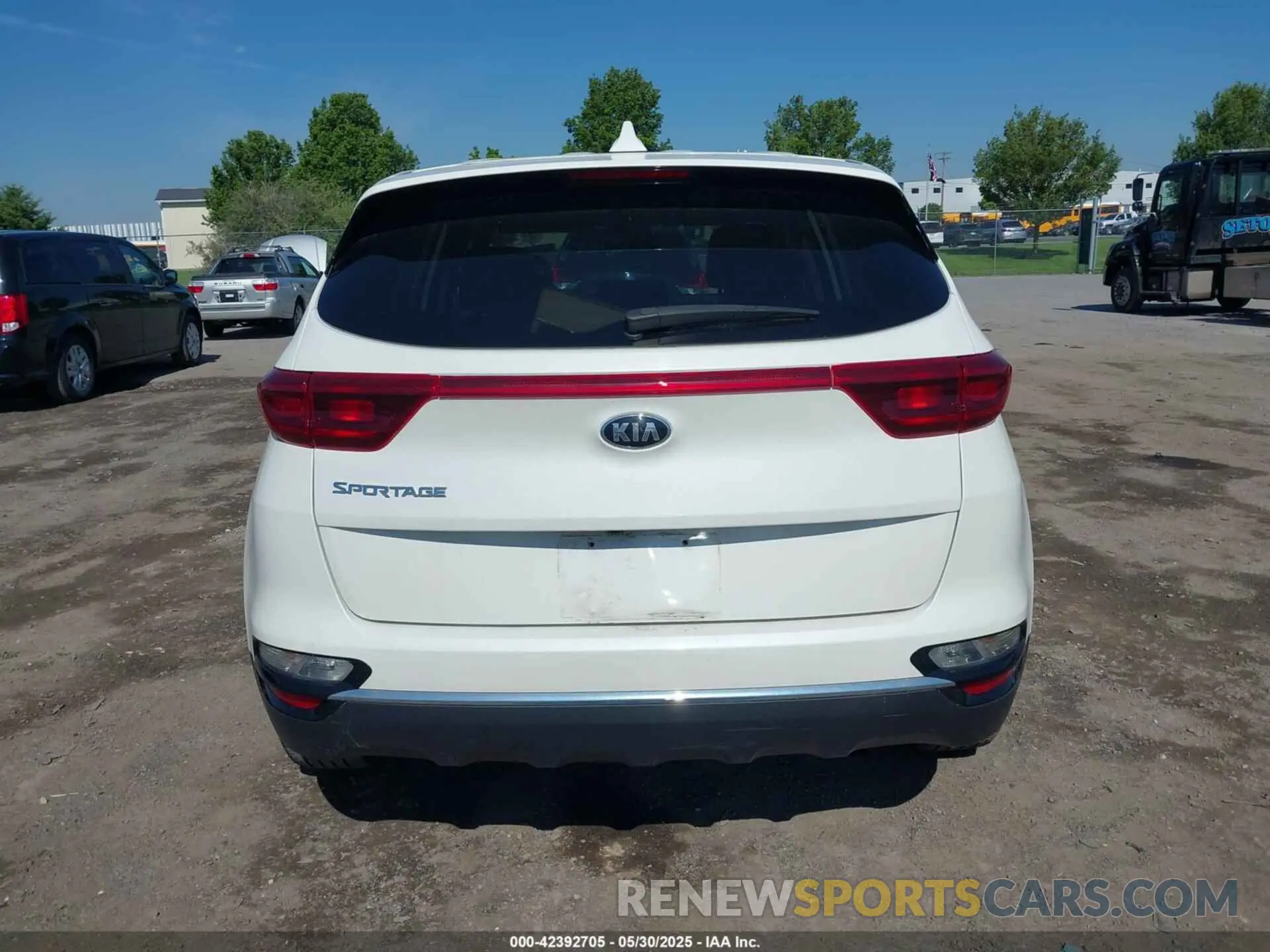 15 Photograph of a damaged car KNDPM3AC2M7892939 KIA SPORTAGE 2021