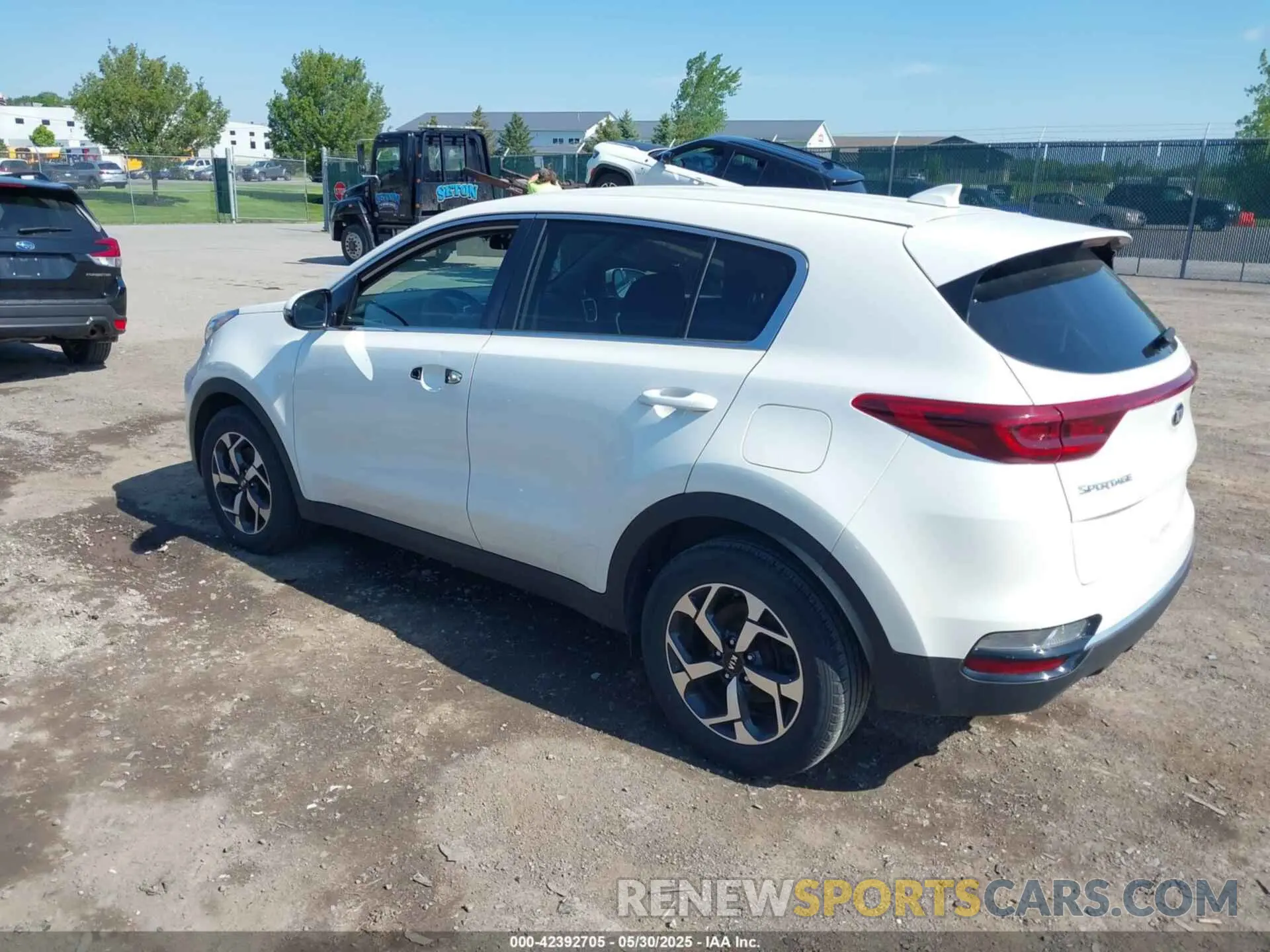 3 Photograph of a damaged car KNDPM3AC2M7892939 KIA SPORTAGE 2021