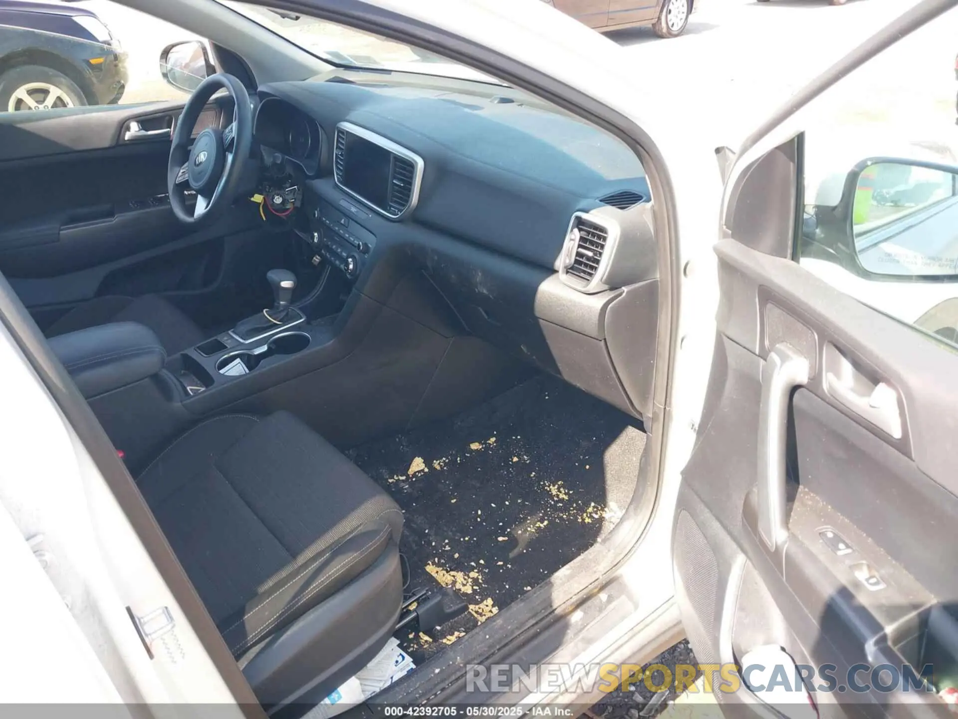 5 Photograph of a damaged car KNDPM3AC2M7892939 KIA SPORTAGE 2021