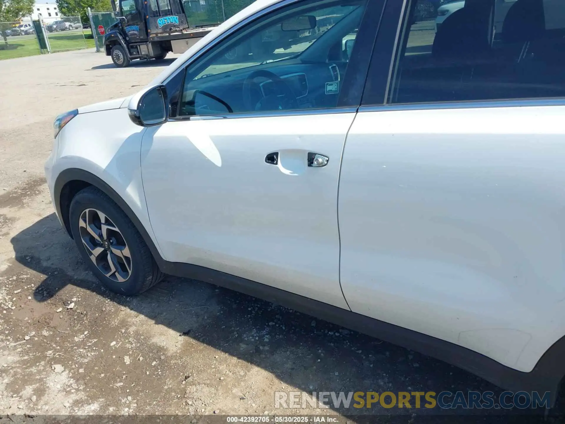 6 Photograph of a damaged car KNDPM3AC2M7892939 KIA SPORTAGE 2021