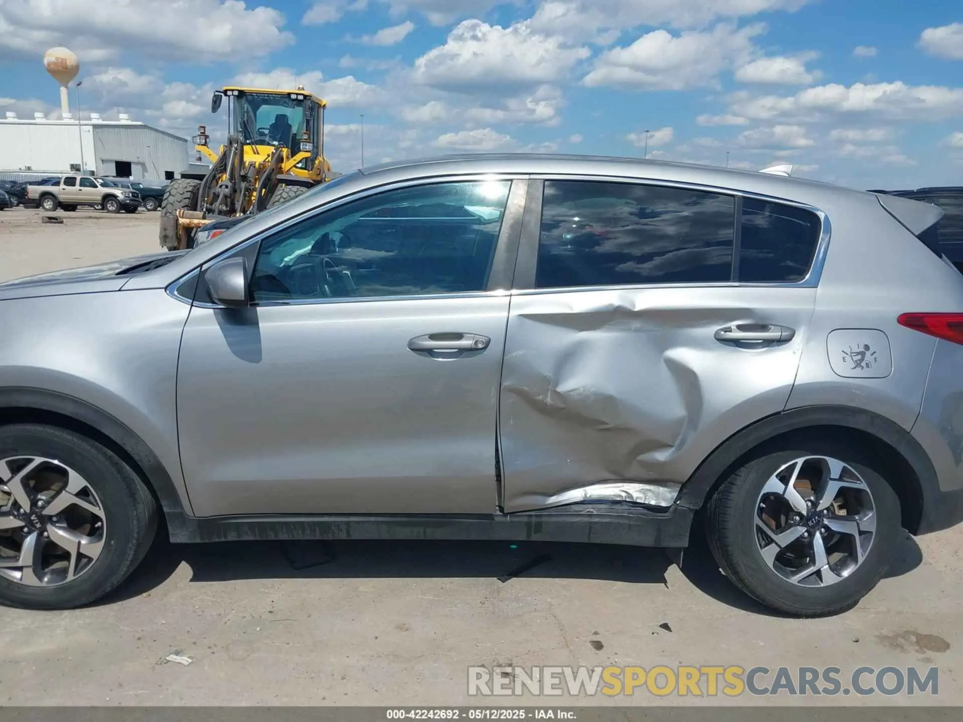 14 Photograph of a damaged car KNDPM3AC3M7842843 KIA SPORTAGE 2021