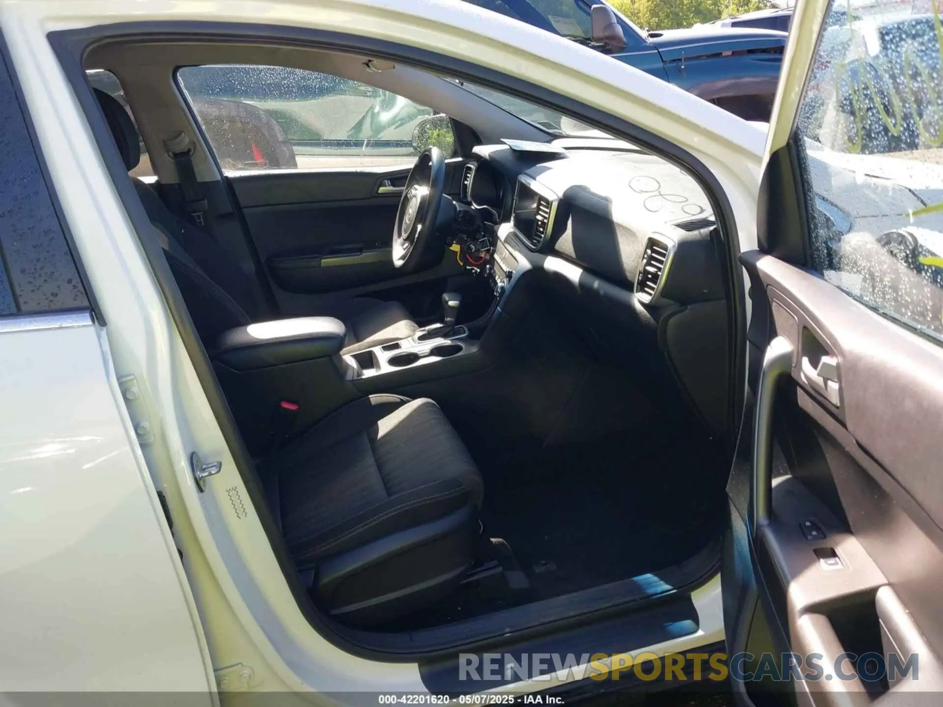 5 Photograph of a damaged car KNDPM3AC3M7845709 KIA SPORTAGE 2021