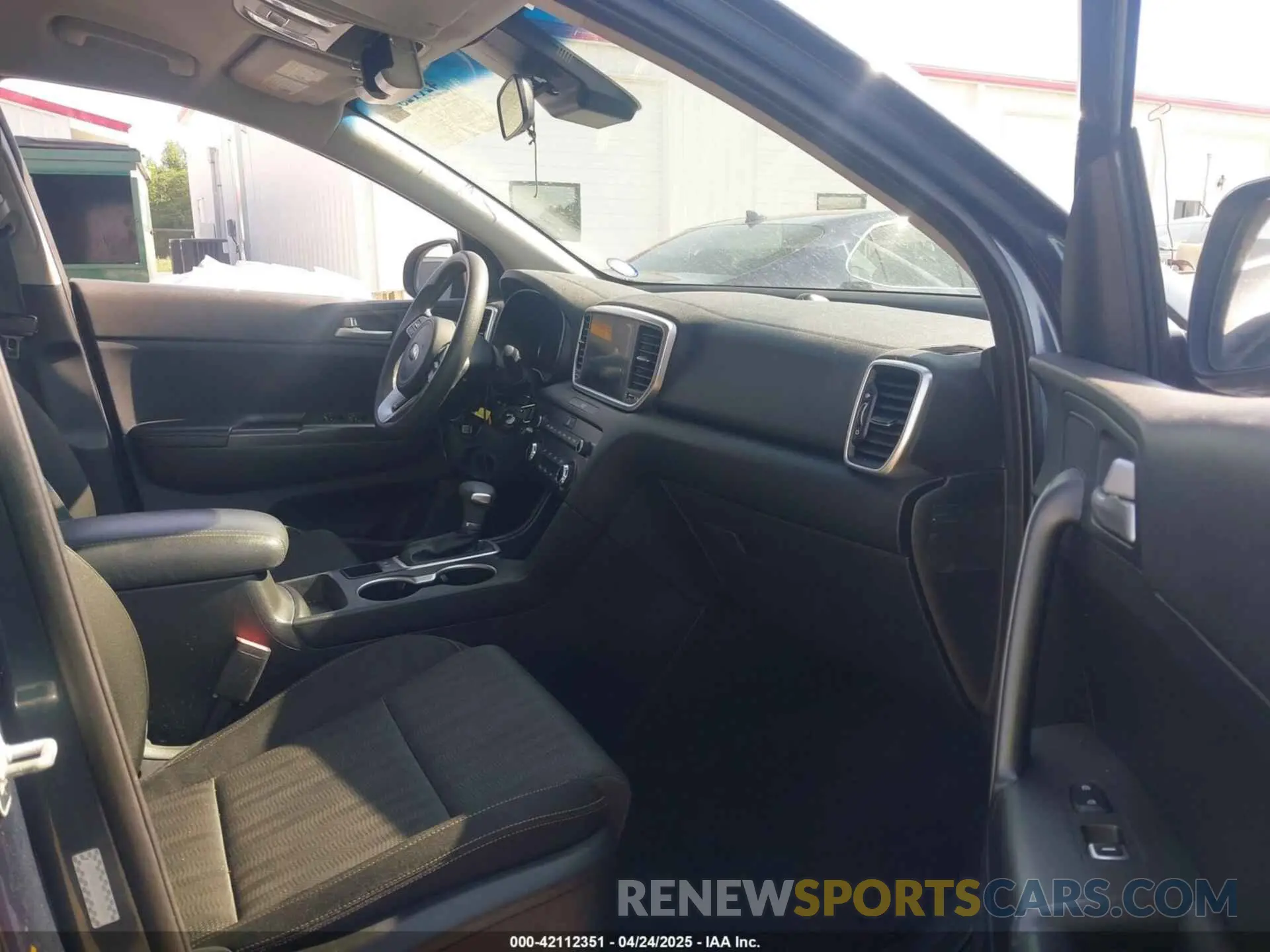 5 Photograph of a damaged car KNDPM3AC3M7894909 KIA SPORTAGE 2021