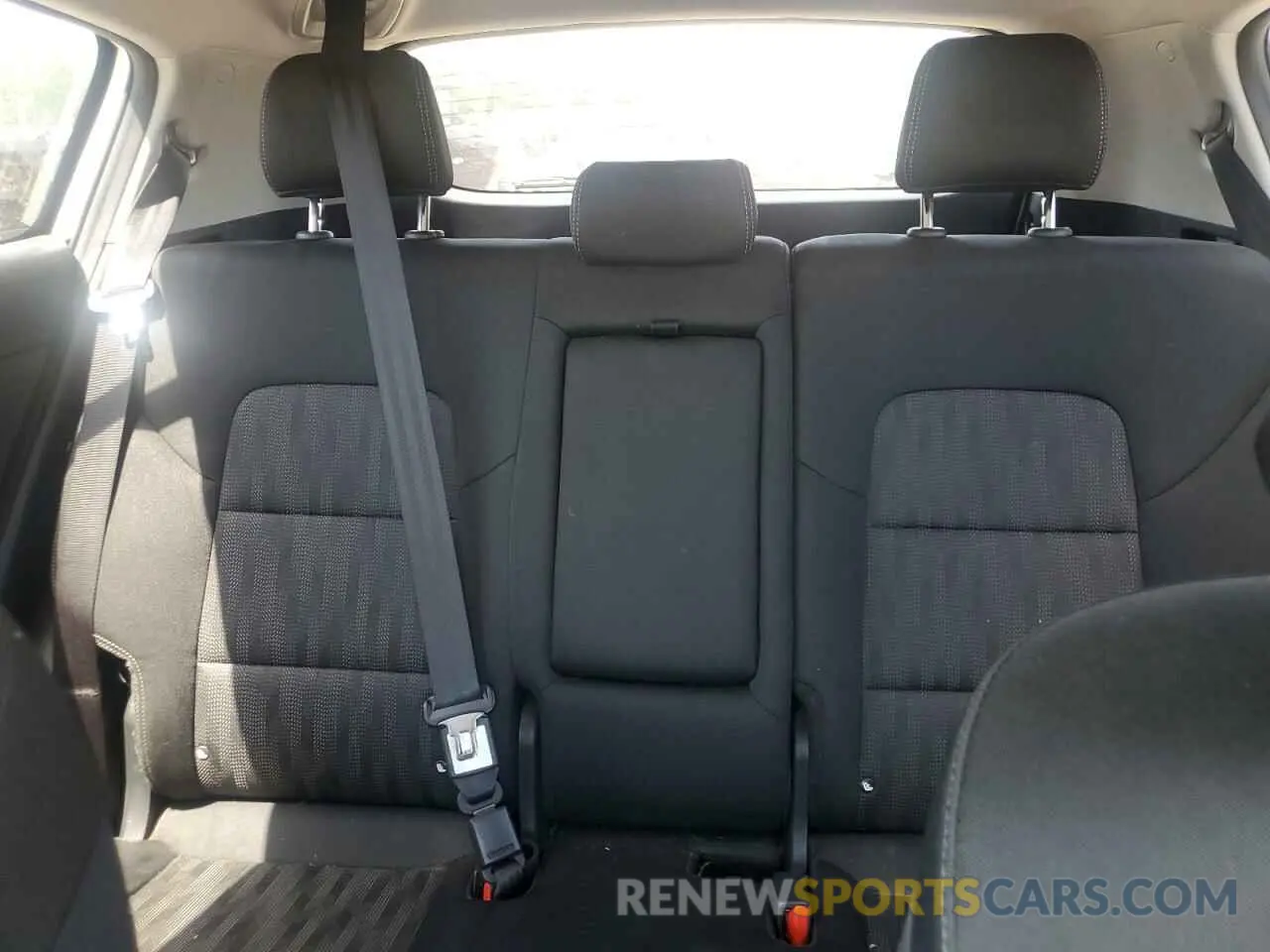 10 Photograph of a damaged car KNDPM3AC3M7932641 KIA SPORTAGE 2021