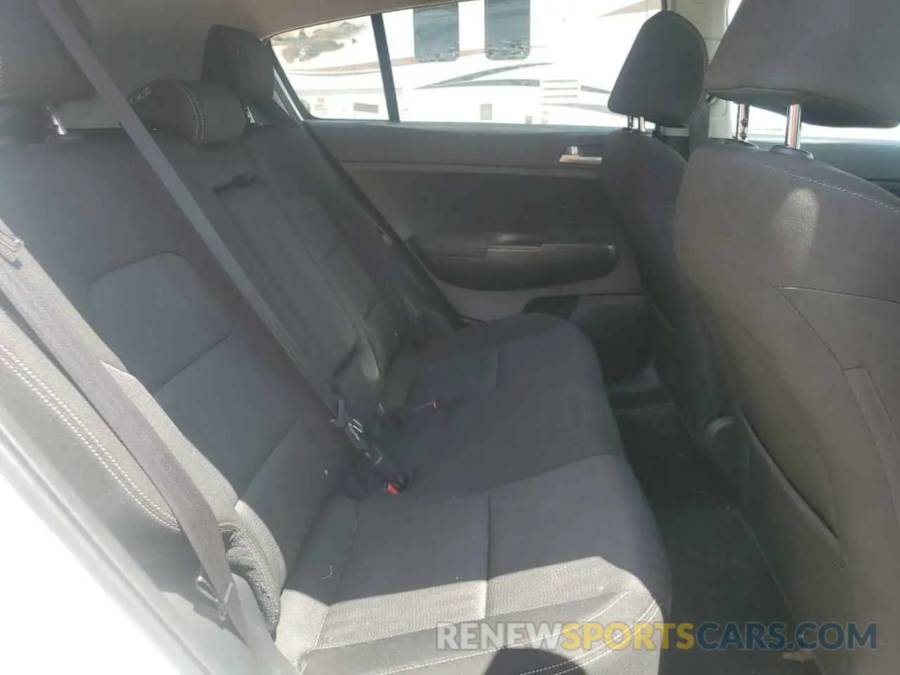 11 Photograph of a damaged car KNDPM3AC3M7932641 KIA SPORTAGE 2021