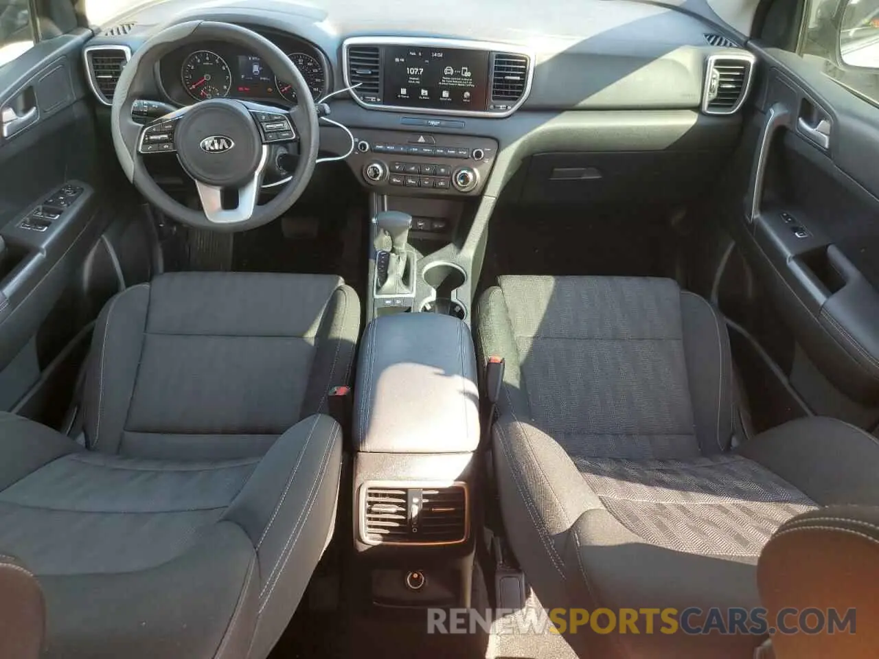 8 Photograph of a damaged car KNDPM3AC3M7940061 KIA SPORTAGE 2021