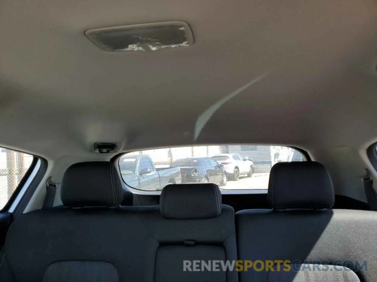 10 Photograph of a damaged car KNDPM3AC4M7863040 KIA SPORTAGE 2021