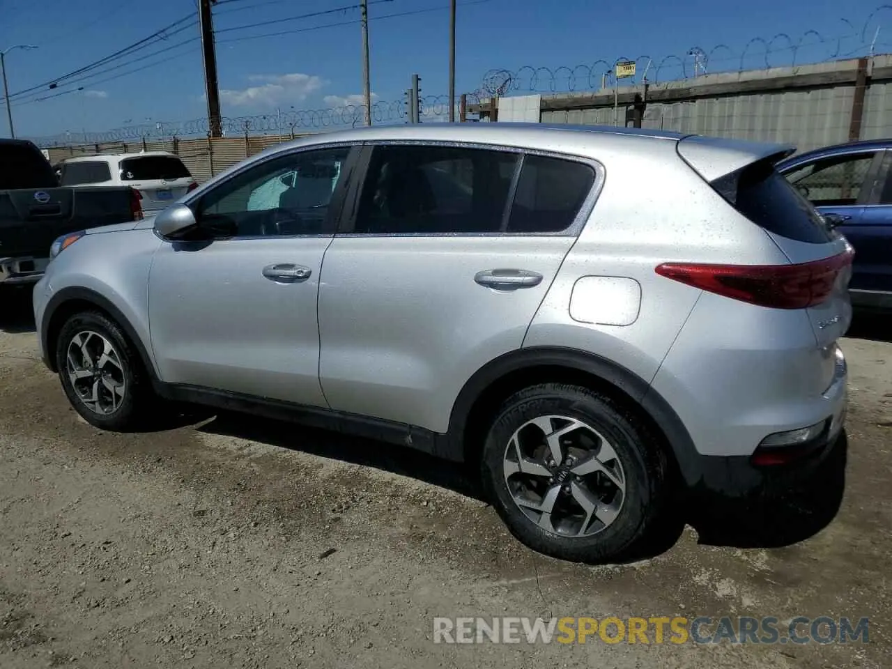 2 Photograph of a damaged car KNDPM3AC4M7863040 KIA SPORTAGE 2021