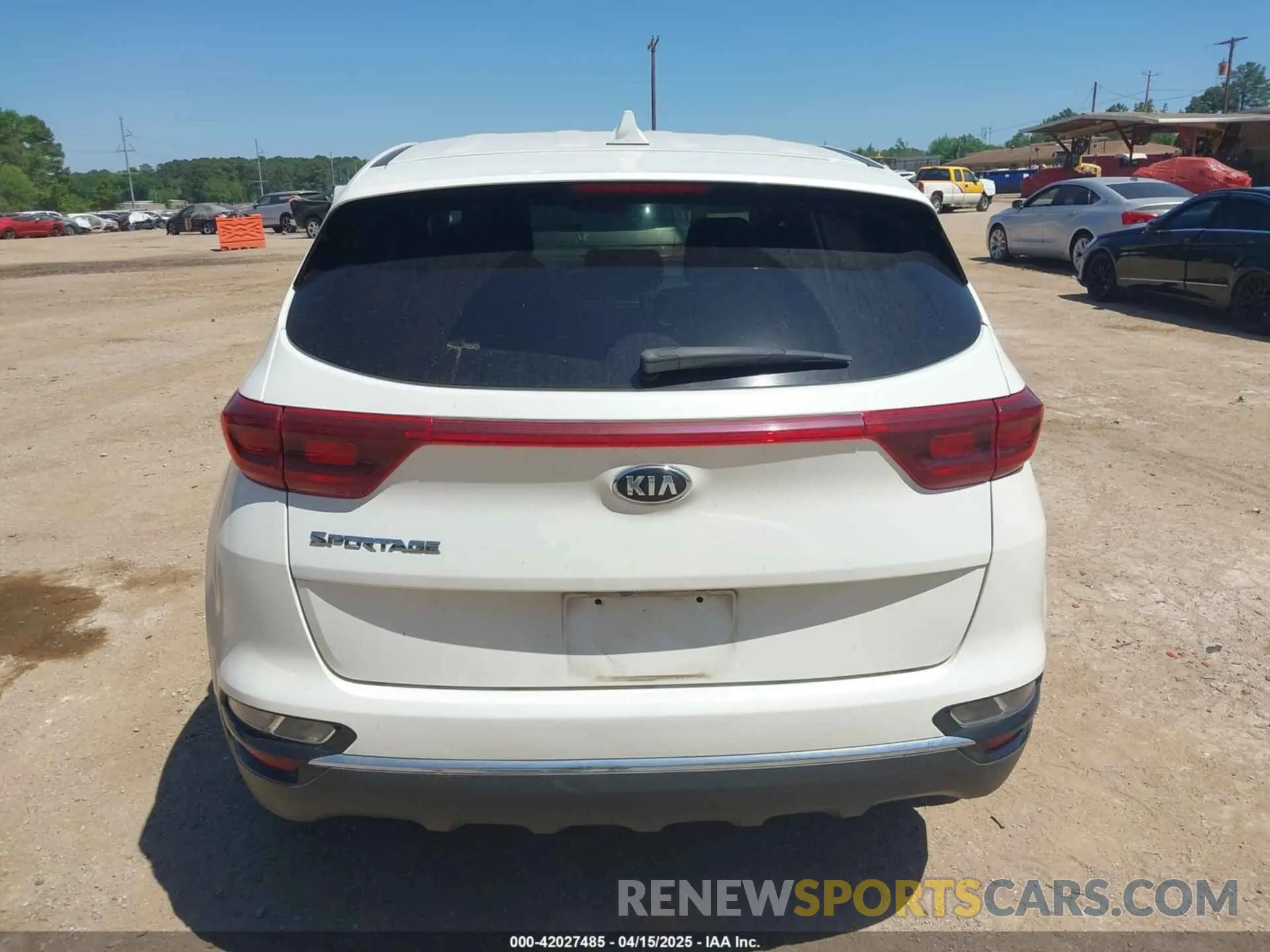16 Photograph of a damaged car KNDPM3AC4M7892814 KIA SPORTAGE 2021