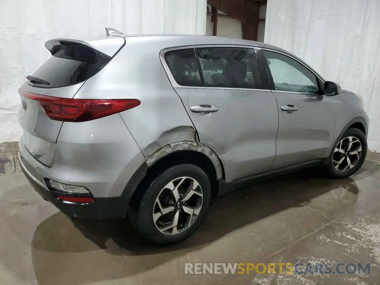 3 Photograph of a damaged car KNDPM3AC4M7904640 KIA SPORTAGE 2021