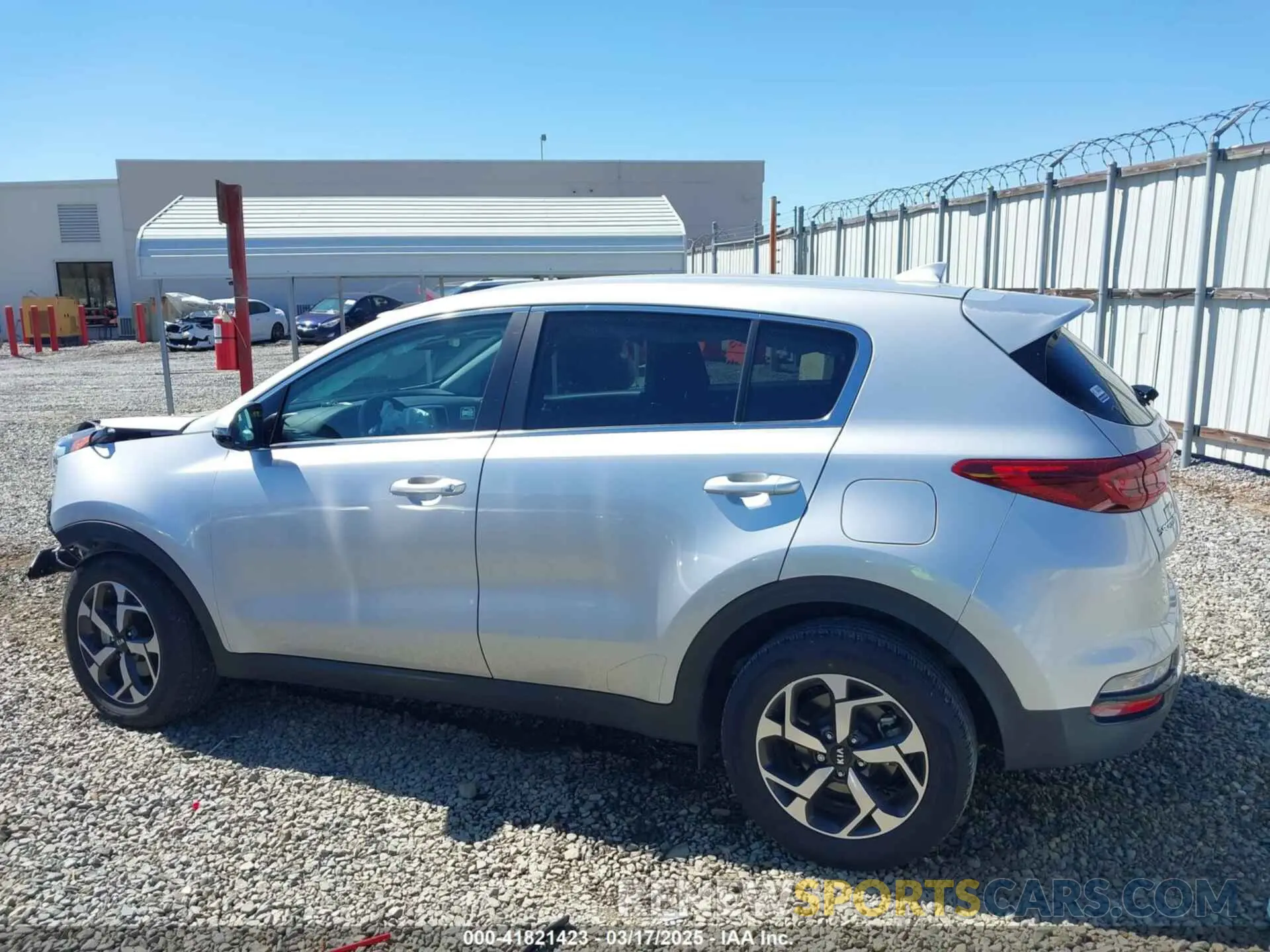 14 Photograph of a damaged car KNDPM3AC5M7842763 KIA SPORTAGE 2021
