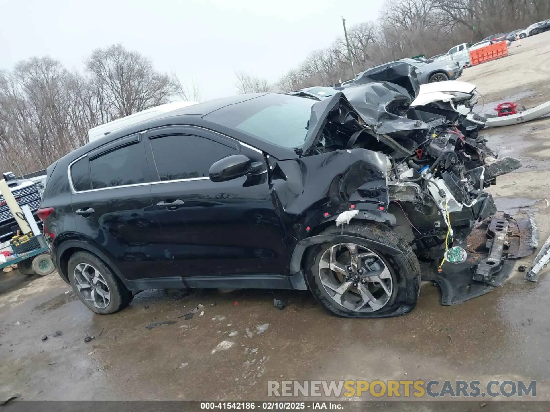 12 Photograph of a damaged car KNDPM3AC6M7858714 KIA SPORTAGE 2021