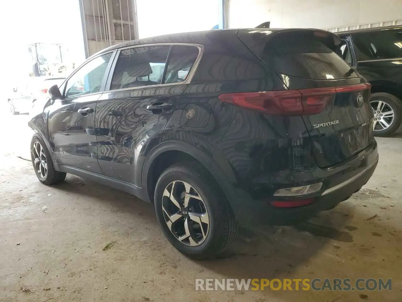2 Photograph of a damaged car KNDPM3AC6M7900170 KIA SPORTAGE 2021