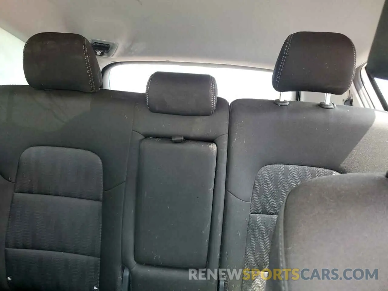 10 Photograph of a damaged car KNDPM3AC6M7912495 KIA SPORTAGE 2021
