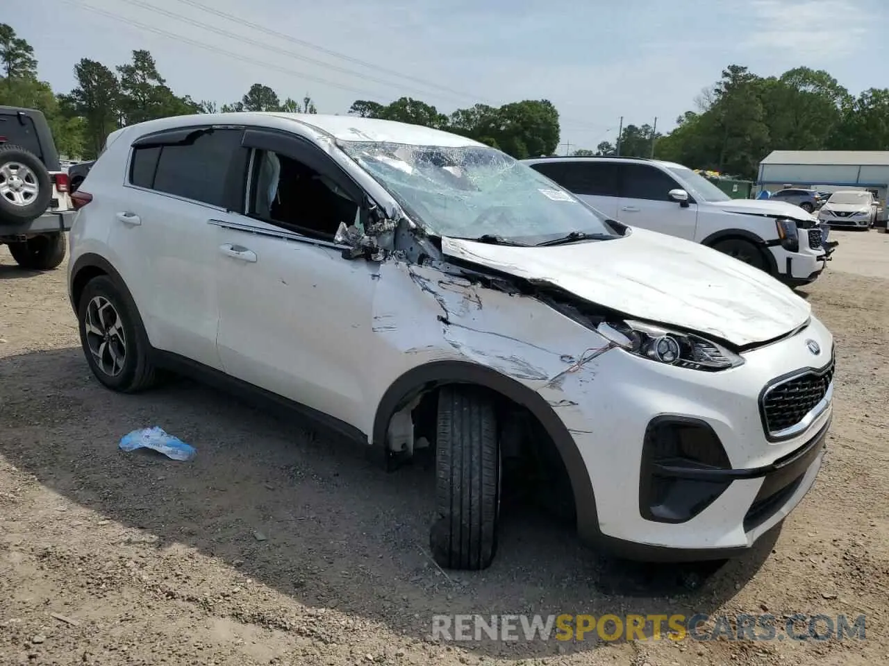4 Photograph of a damaged car KNDPM3AC6M7912495 KIA SPORTAGE 2021