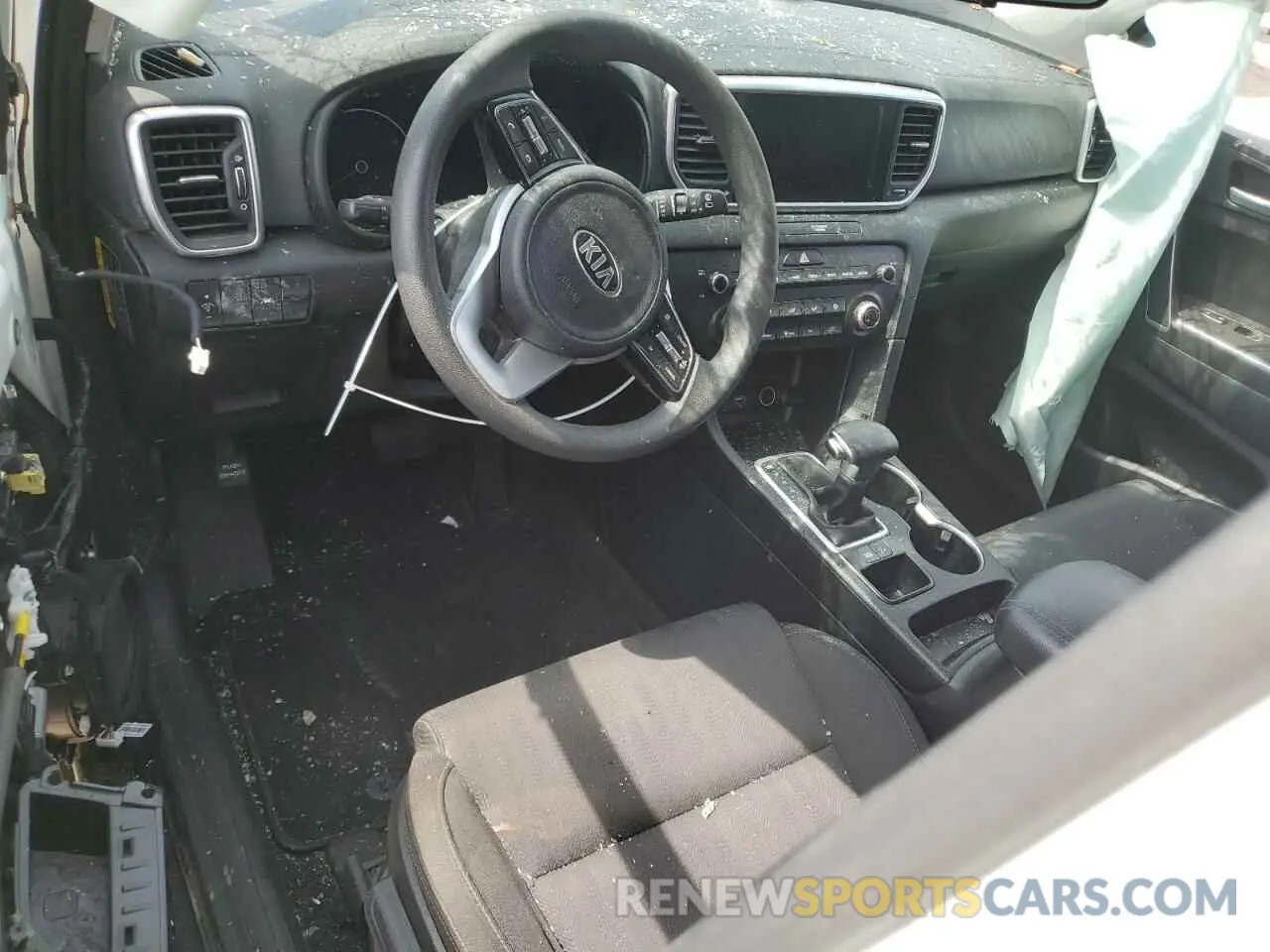 8 Photograph of a damaged car KNDPM3AC6M7912495 KIA SPORTAGE 2021