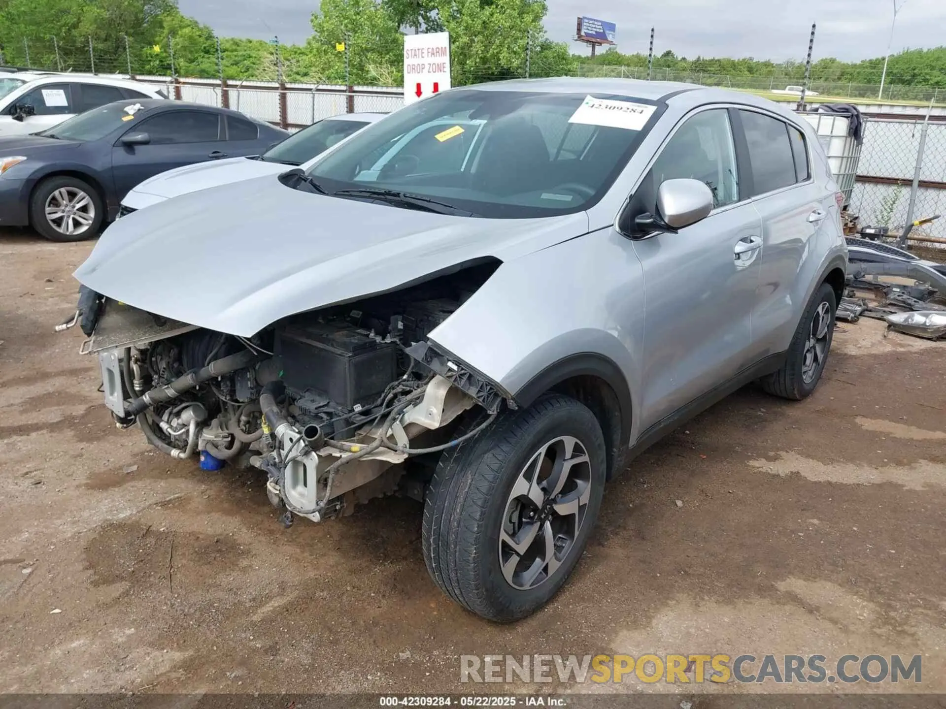 2 Photograph of a damaged car KNDPM3AC6M7913839 KIA SPORTAGE 2021