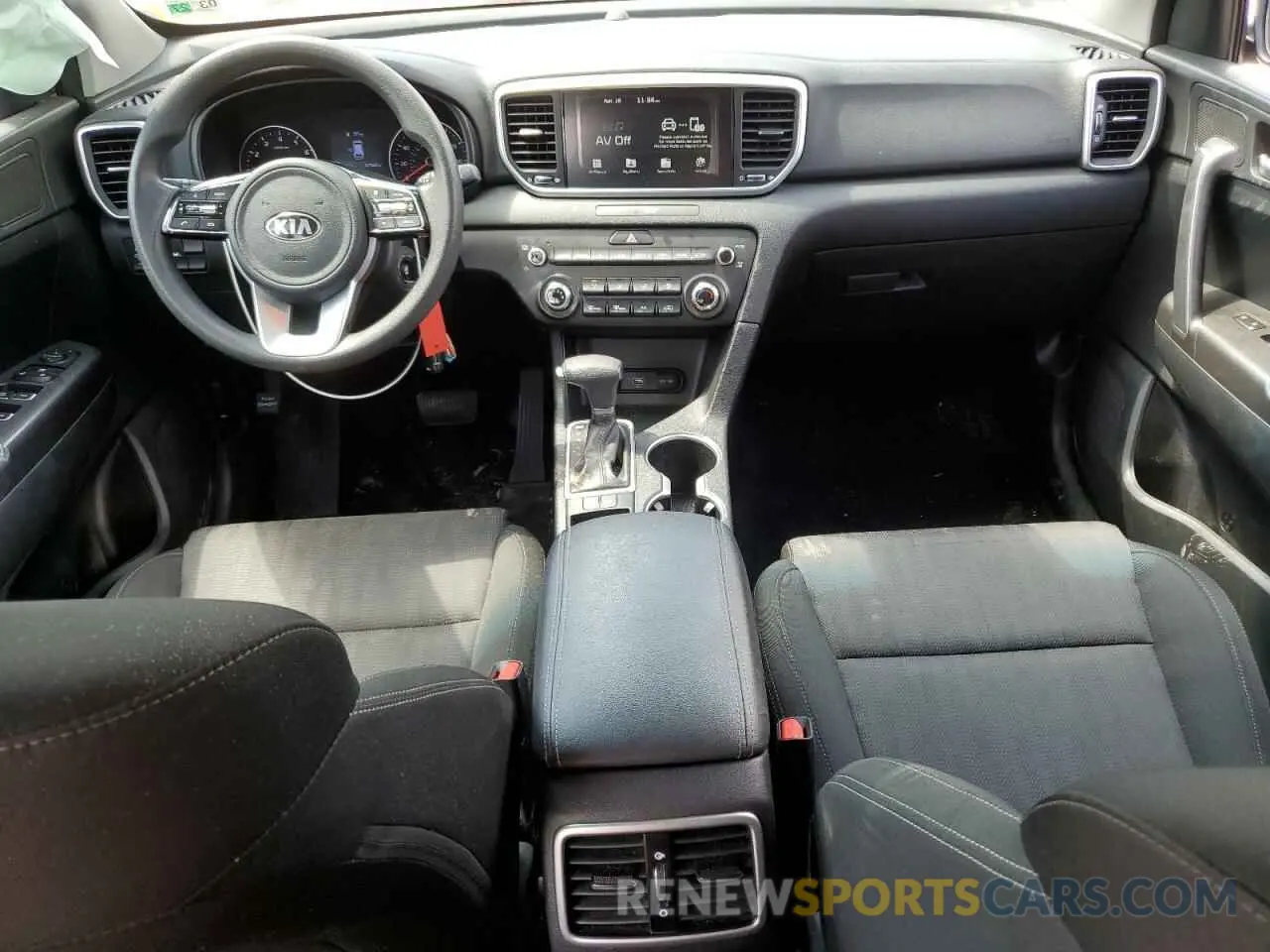 8 Photograph of a damaged car KNDPM3AC6M7925327 KIA SPORTAGE 2021