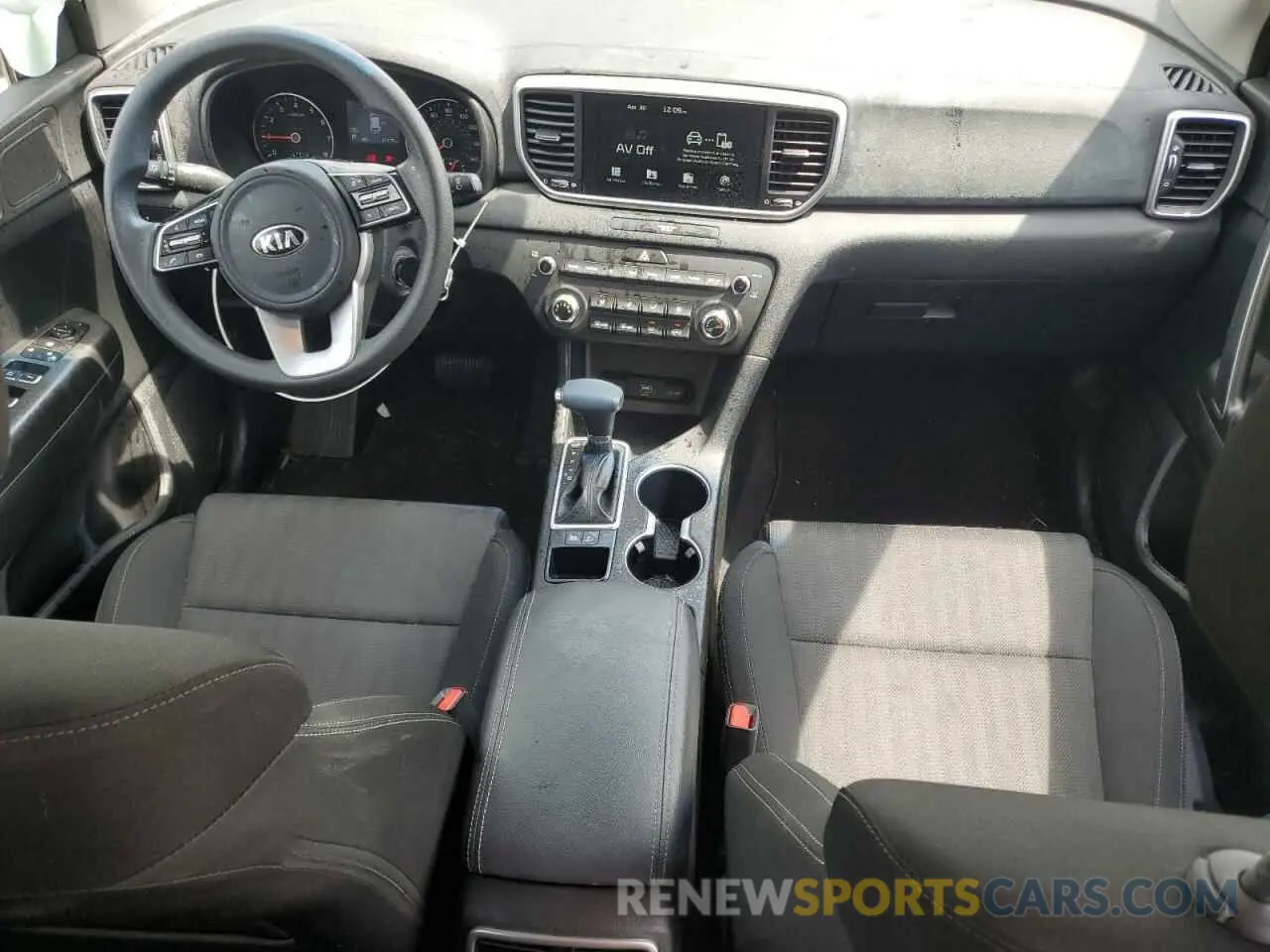 8 Photograph of a damaged car KNDPM3AC6M7944850 KIA SPORTAGE 2021