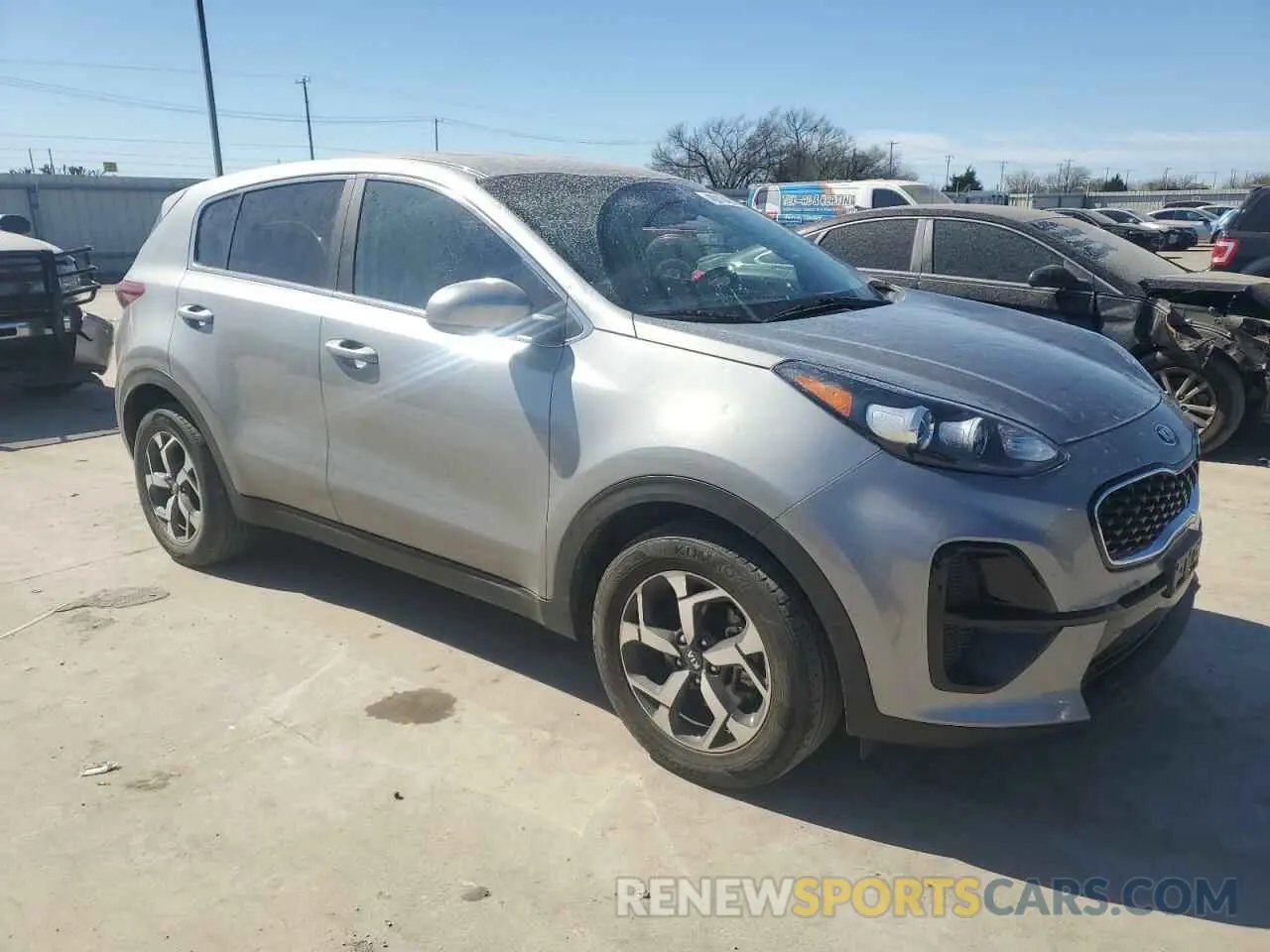 4 Photograph of a damaged car KNDPM3AC6M7945139 KIA SPORTAGE 2021