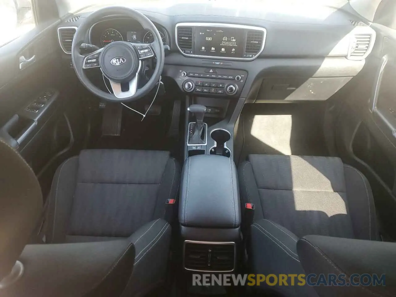 8 Photograph of a damaged car KNDPM3AC6M7945139 KIA SPORTAGE 2021