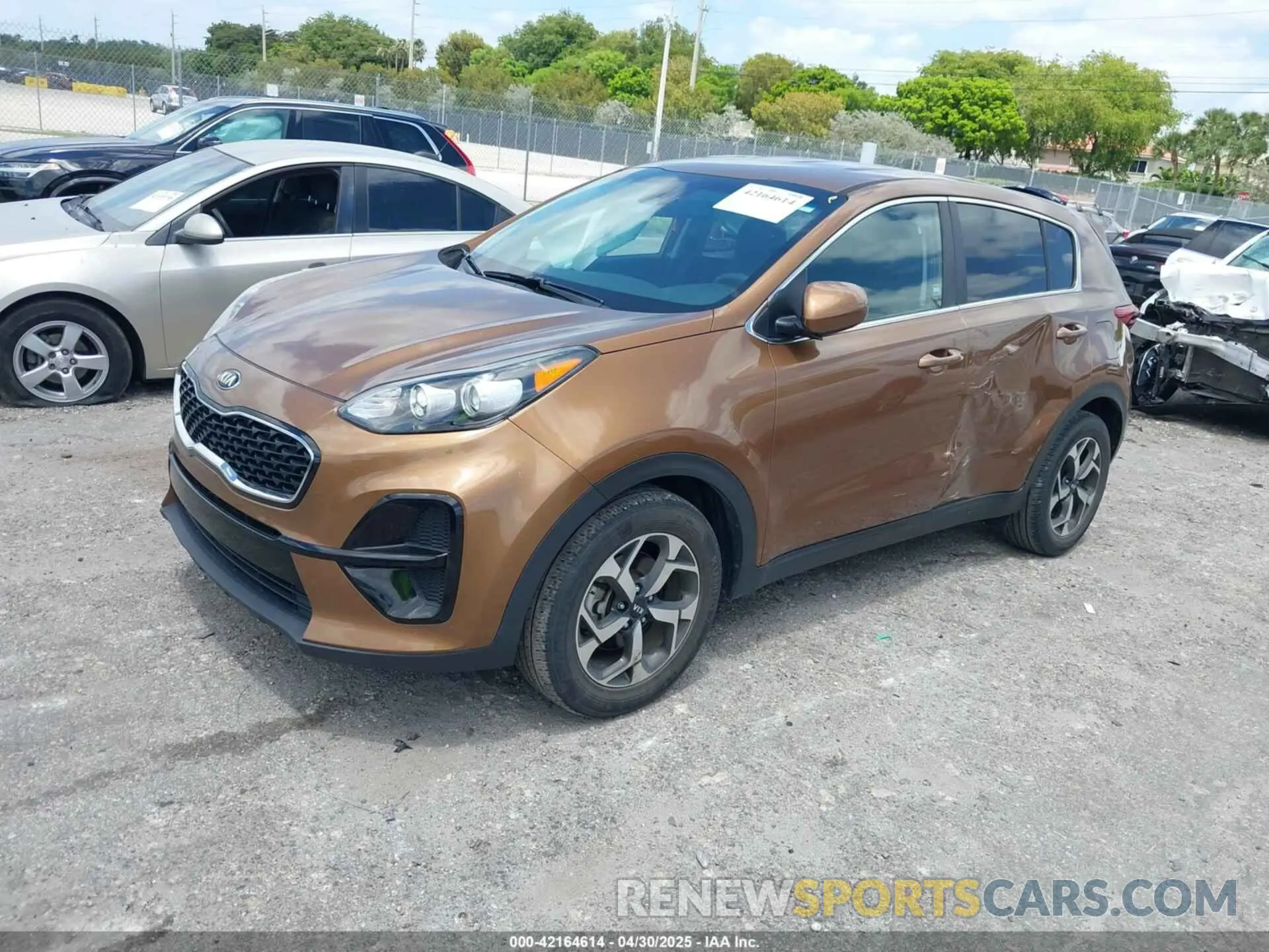 2 Photograph of a damaged car KNDPM3AC7M7885002 KIA SPORTAGE 2021