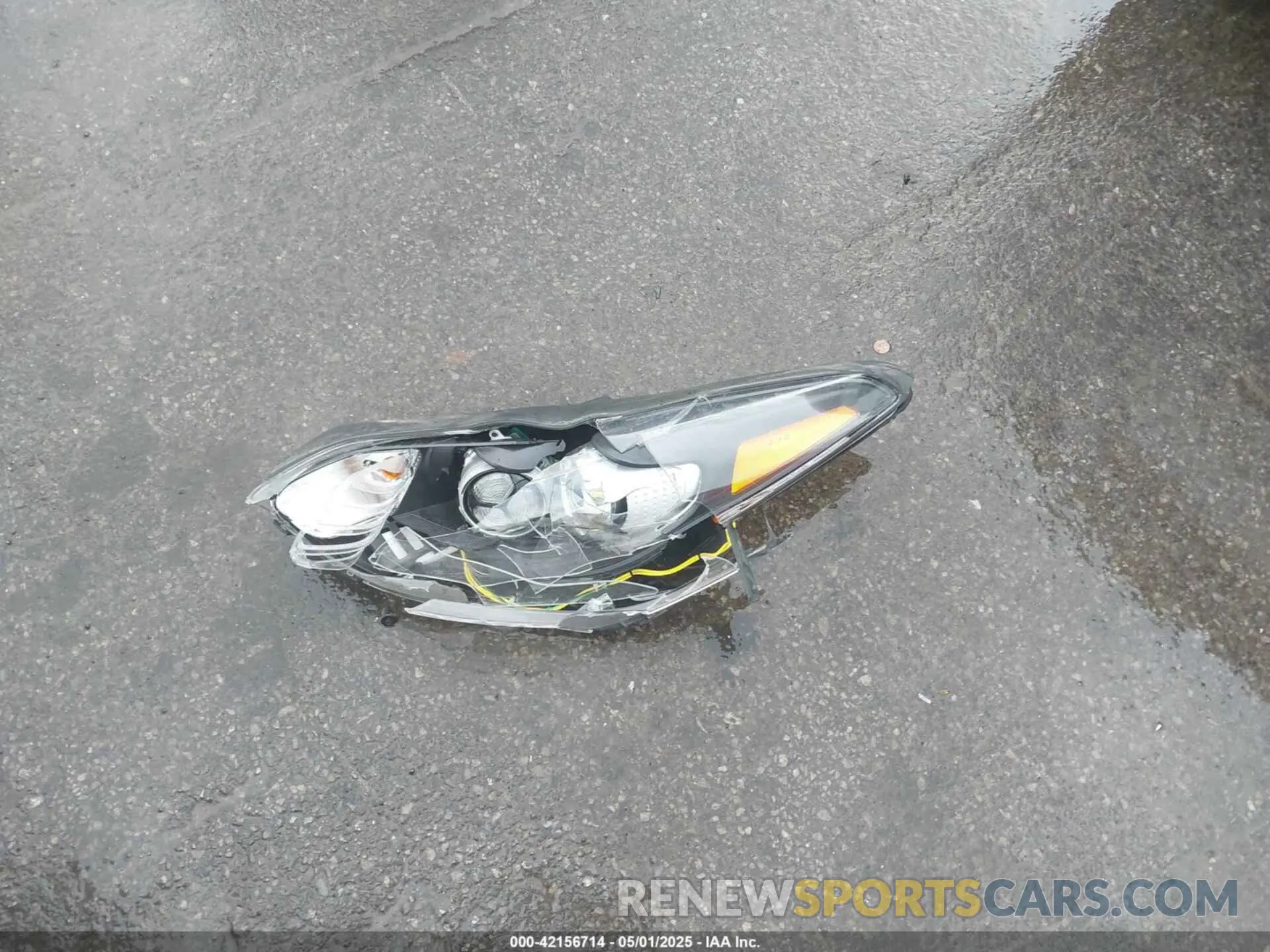 12 Photograph of a damaged car KNDPM3AC7M7936353 KIA SPORTAGE 2021