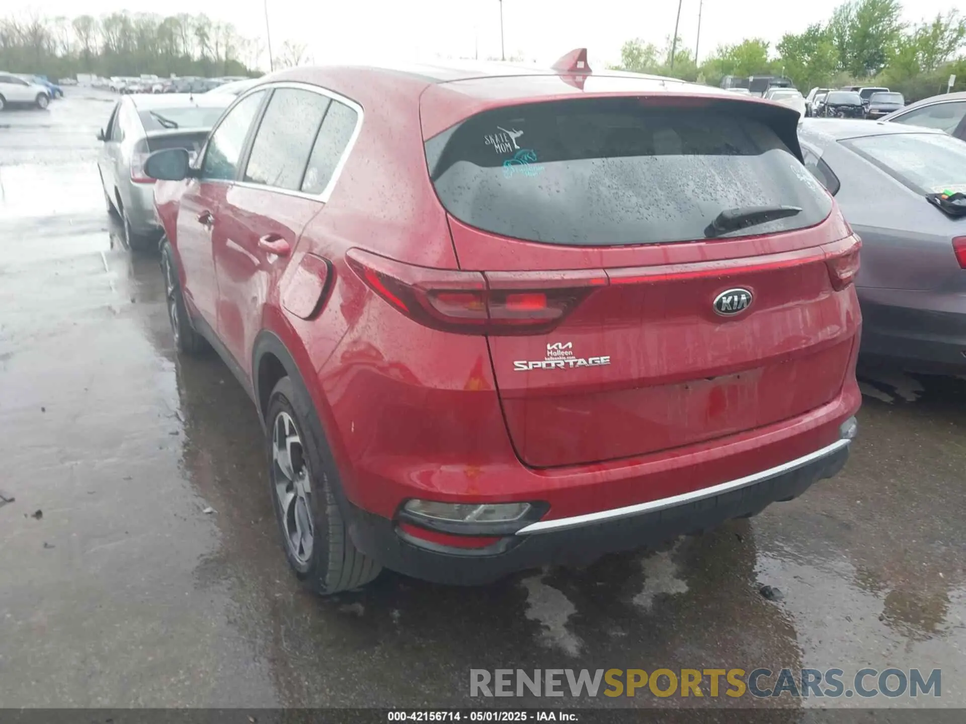 3 Photograph of a damaged car KNDPM3AC7M7936353 KIA SPORTAGE 2021
