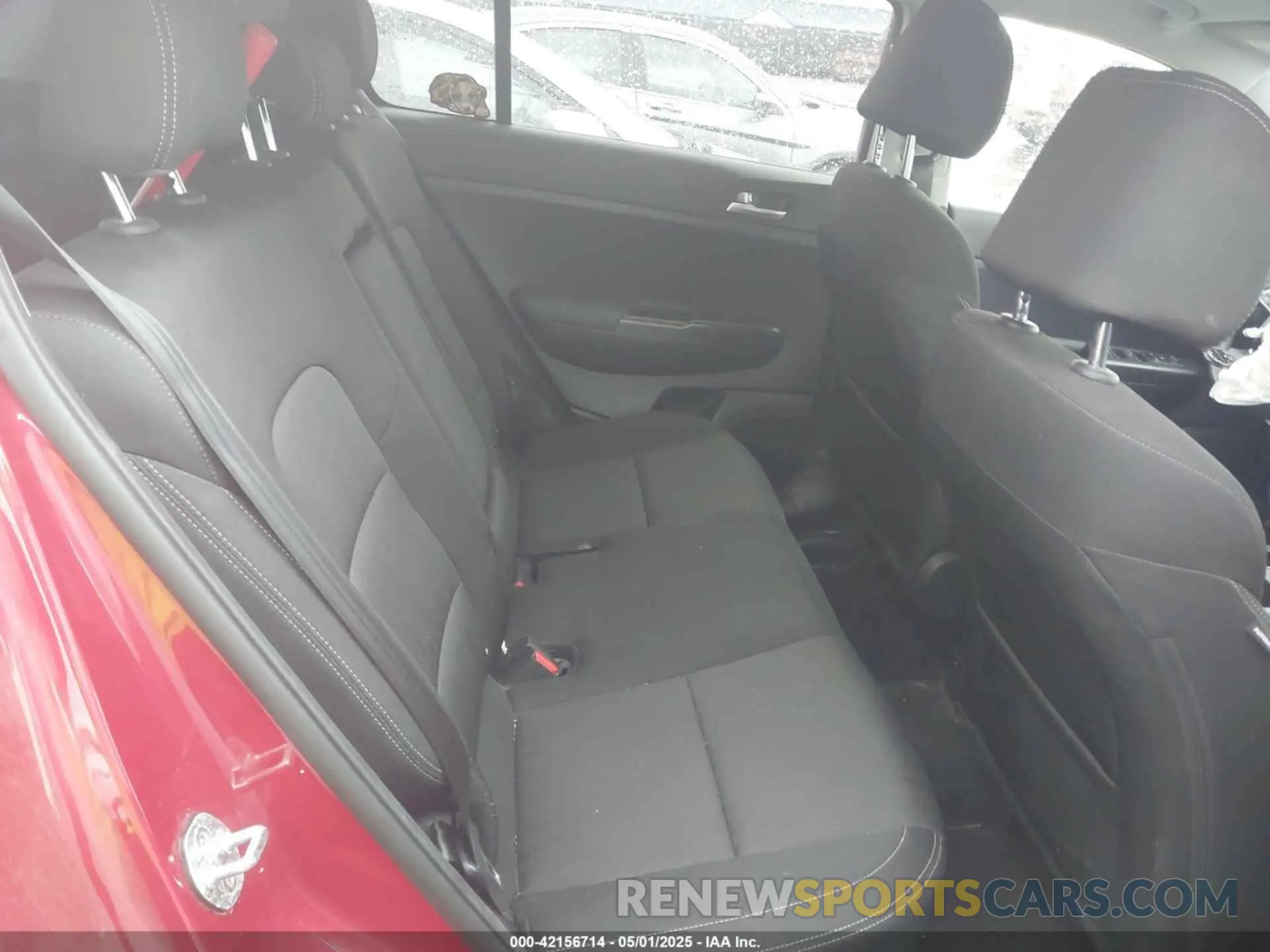8 Photograph of a damaged car KNDPM3AC7M7936353 KIA SPORTAGE 2021