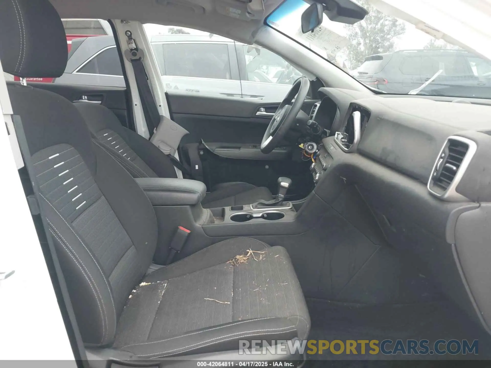 5 Photograph of a damaged car KNDPM3AC8M7848797 KIA SPORTAGE 2021