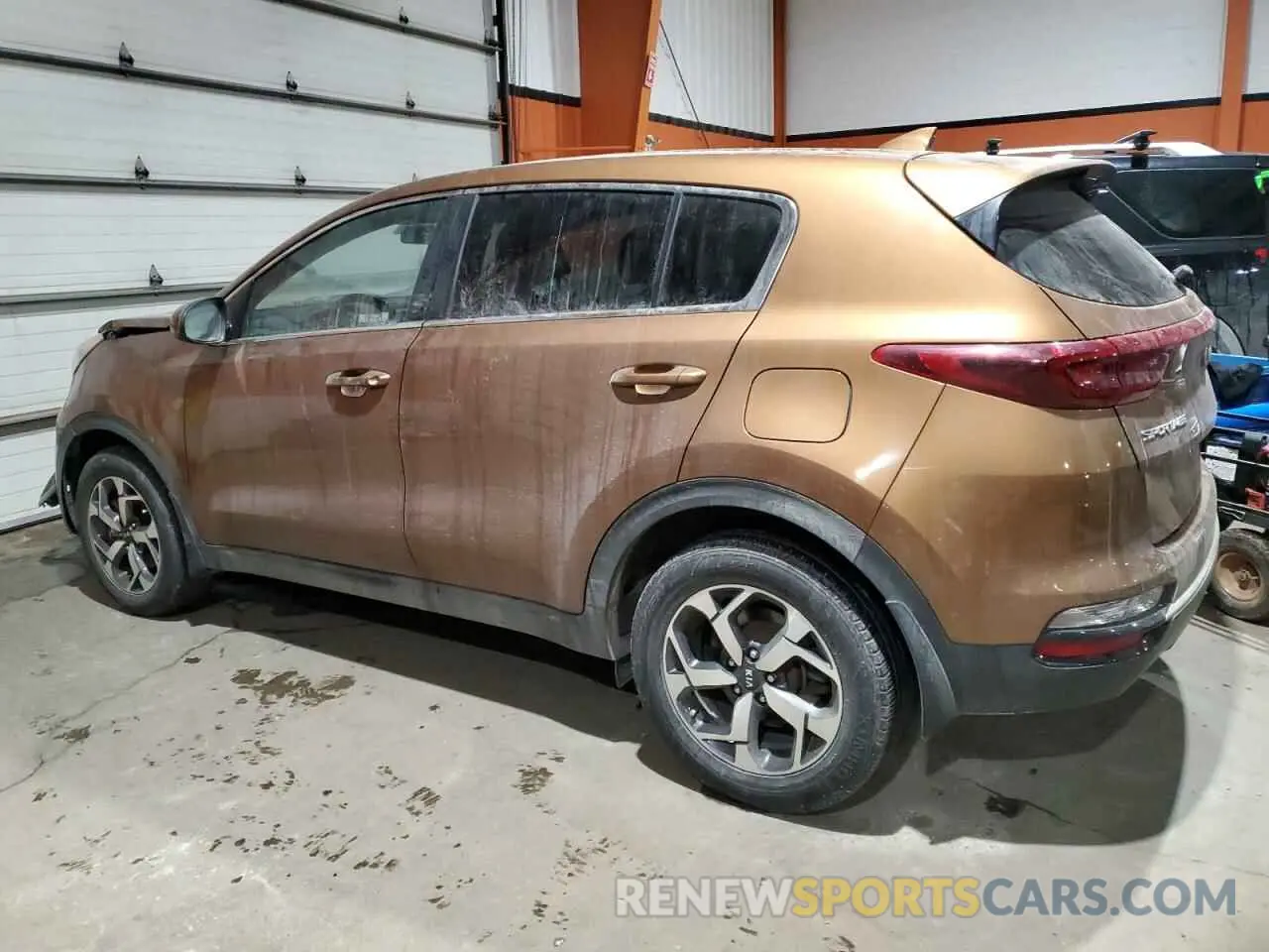 2 Photograph of a damaged car KNDPM3AC8M7853630 KIA SPORTAGE 2021
