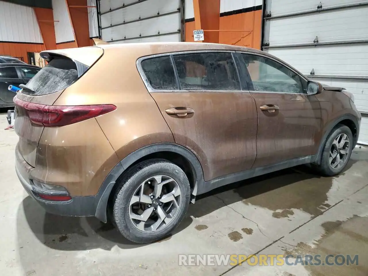 3 Photograph of a damaged car KNDPM3AC8M7853630 KIA SPORTAGE 2021