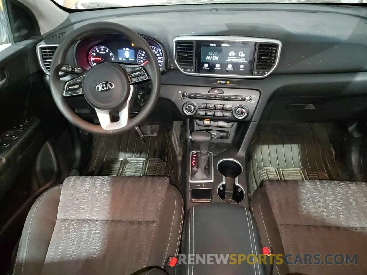 8 Photograph of a damaged car KNDPM3AC8M7853630 KIA SPORTAGE 2021