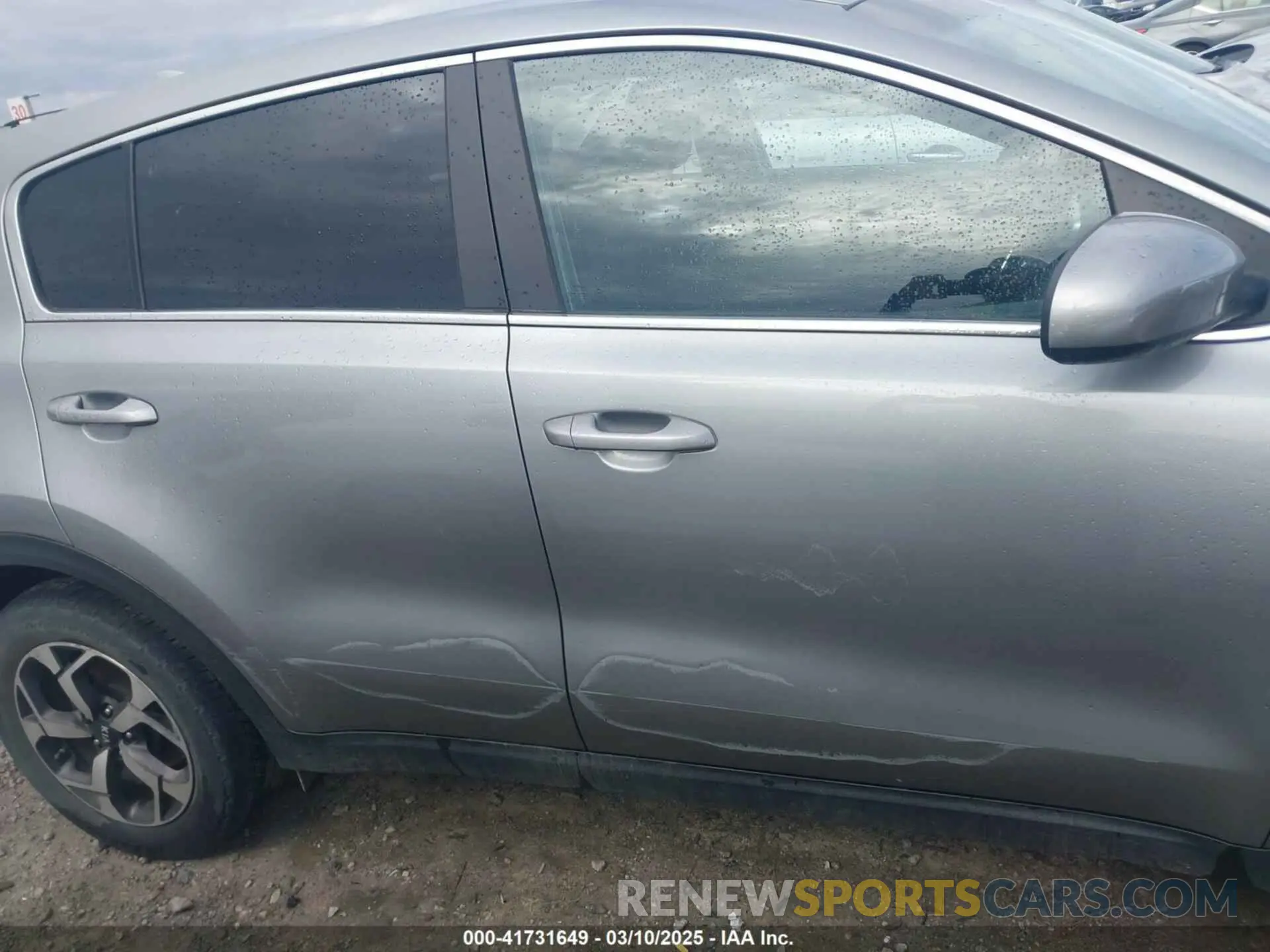 13 Photograph of a damaged car KNDPM3AC8M7938693 KIA SPORTAGE 2021