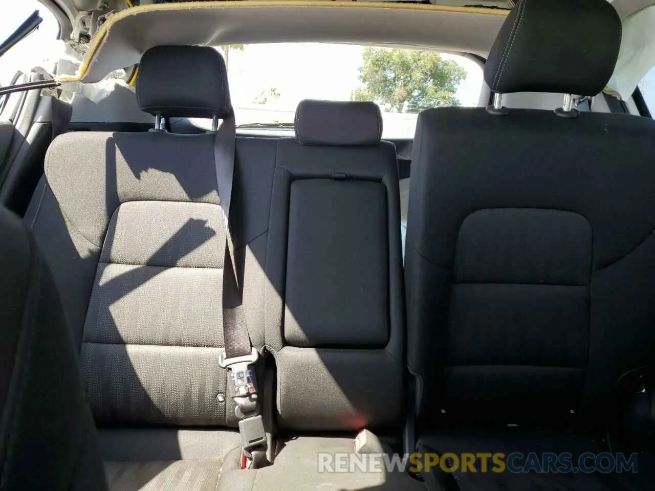 10 Photograph of a damaged car KNDPM3AC9M7856150 KIA SPORTAGE 2021