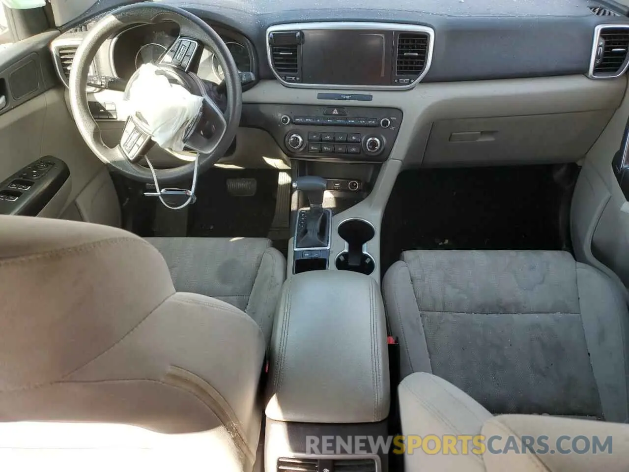 8 Photograph of a damaged car KNDPM3AC9M7876155 KIA SPORTAGE 2021