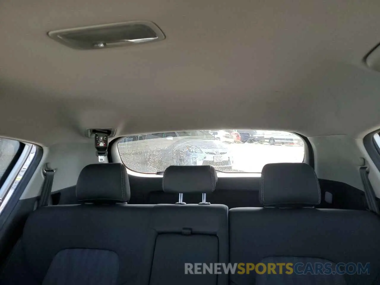 10 Photograph of a damaged car KNDPM3AC9M7914726 KIA SPORTAGE 2021