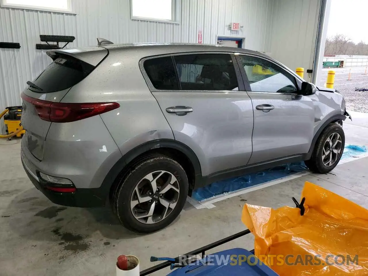 3 Photograph of a damaged car KNDPM3AC9M7916850 KIA SPORTAGE 2021