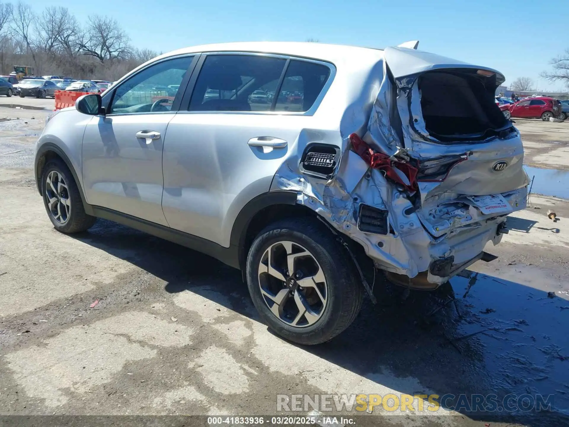 3 Photograph of a damaged car KNDPM3AC9M7927654 KIA SPORTAGE 2021