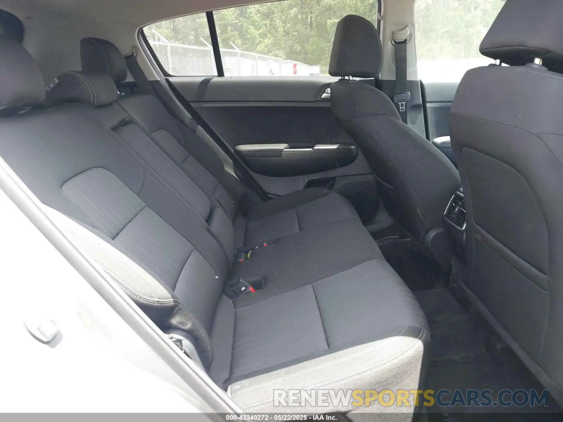 8 Photograph of a damaged car KNDPM3ACXM7938095 KIA SPORTAGE 2021