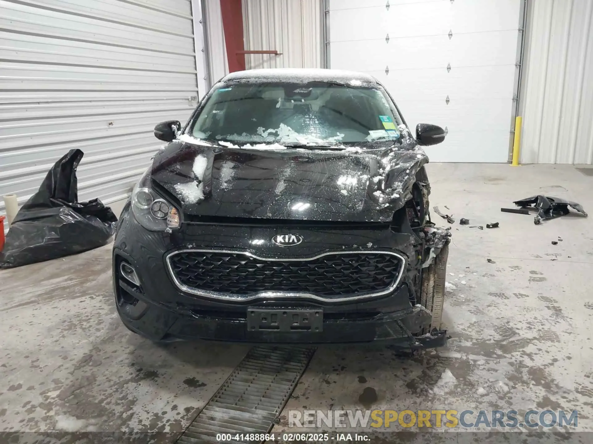 13 Photograph of a damaged car KNDPMCAC0M7895368 KIA SPORTAGE 2021