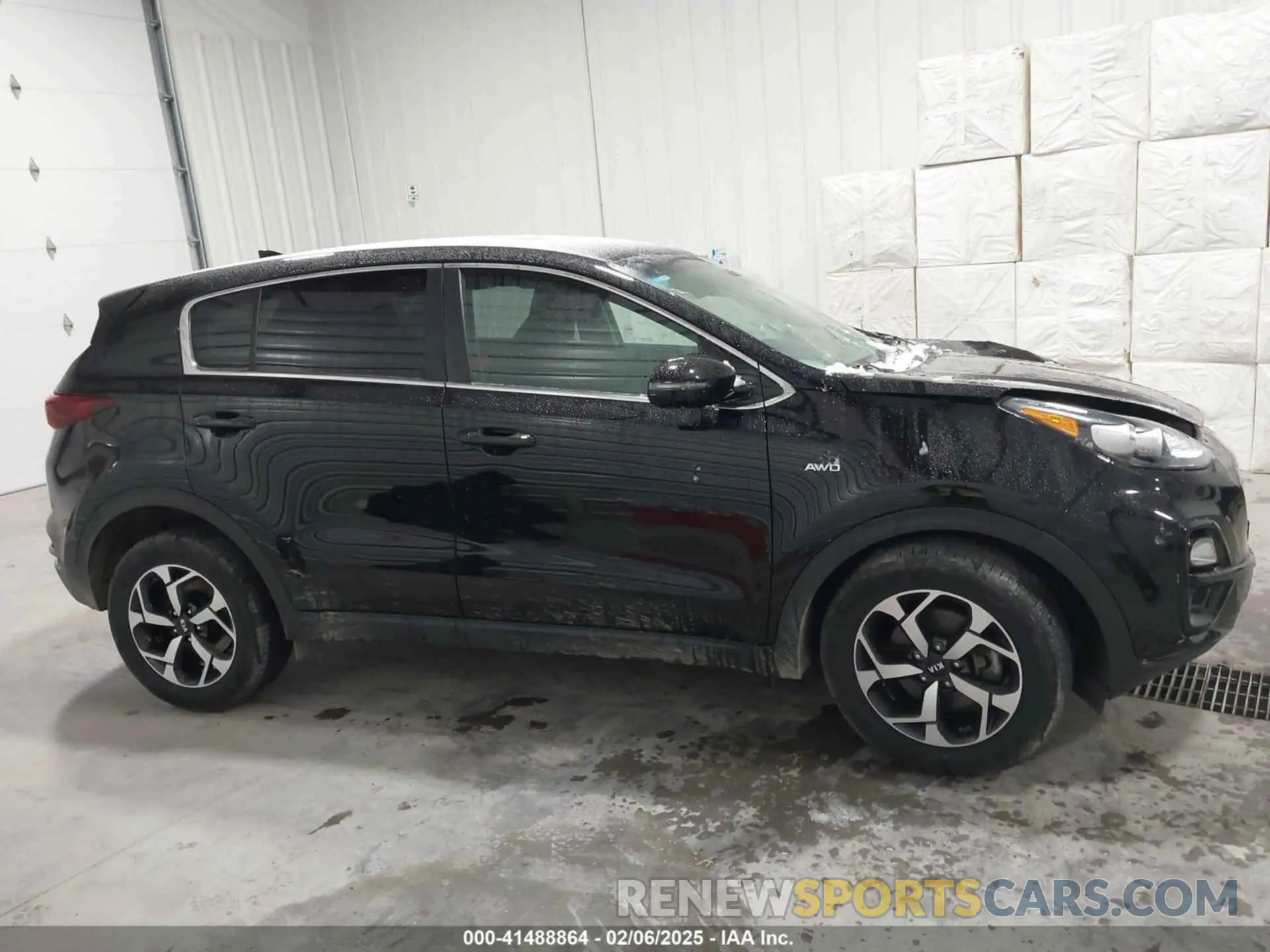 14 Photograph of a damaged car KNDPMCAC0M7895368 KIA SPORTAGE 2021