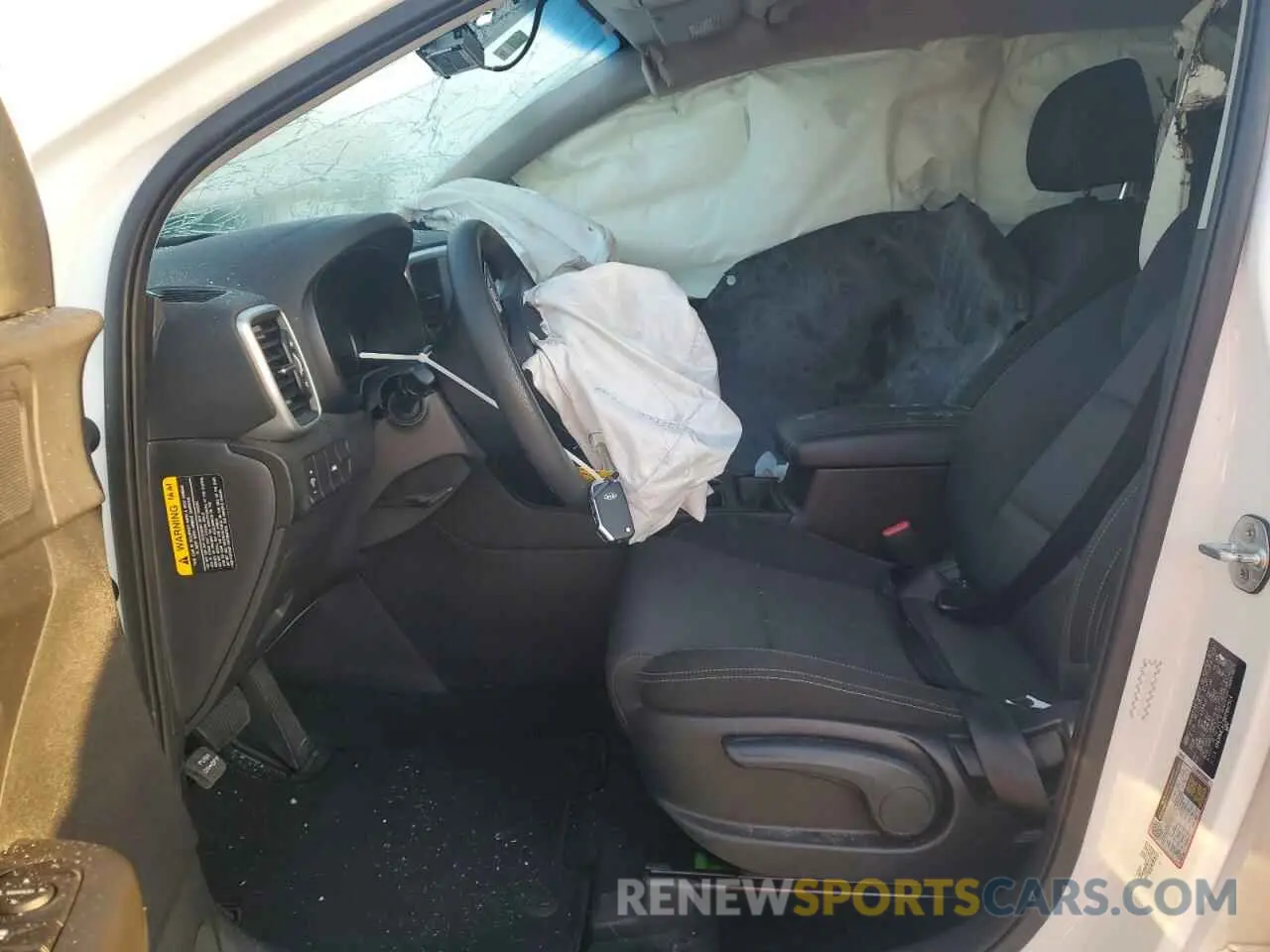 7 Photograph of a damaged car KNDPMCAC0M7897914 KIA SPORTAGE 2021