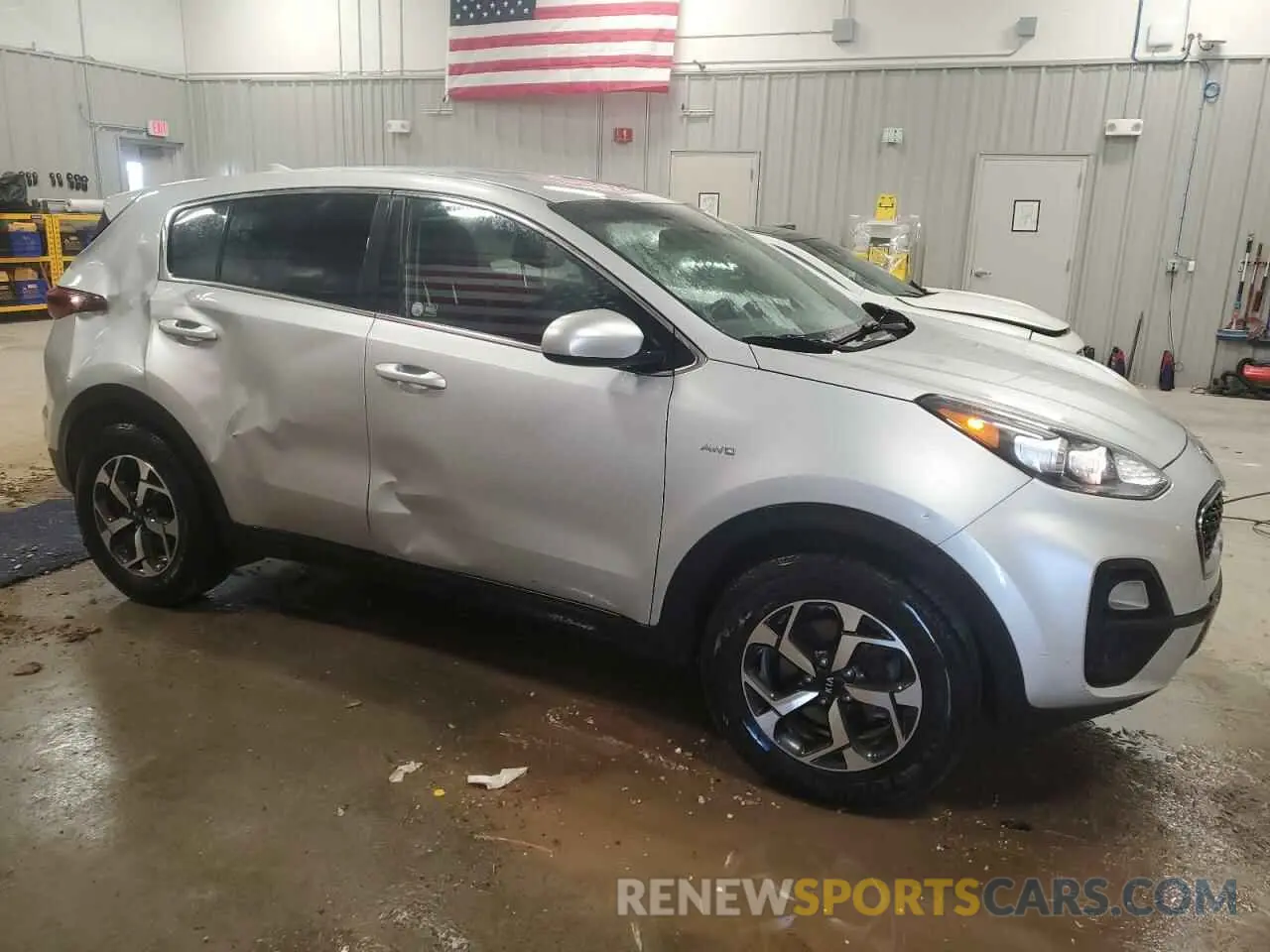 4 Photograph of a damaged car KNDPMCAC0M7900701 KIA SPORTAGE 2021
