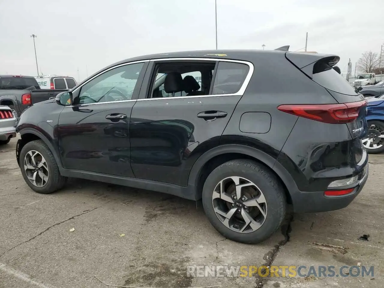 2 Photograph of a damaged car KNDPMCAC0M7909785 KIA SPORTAGE 2021