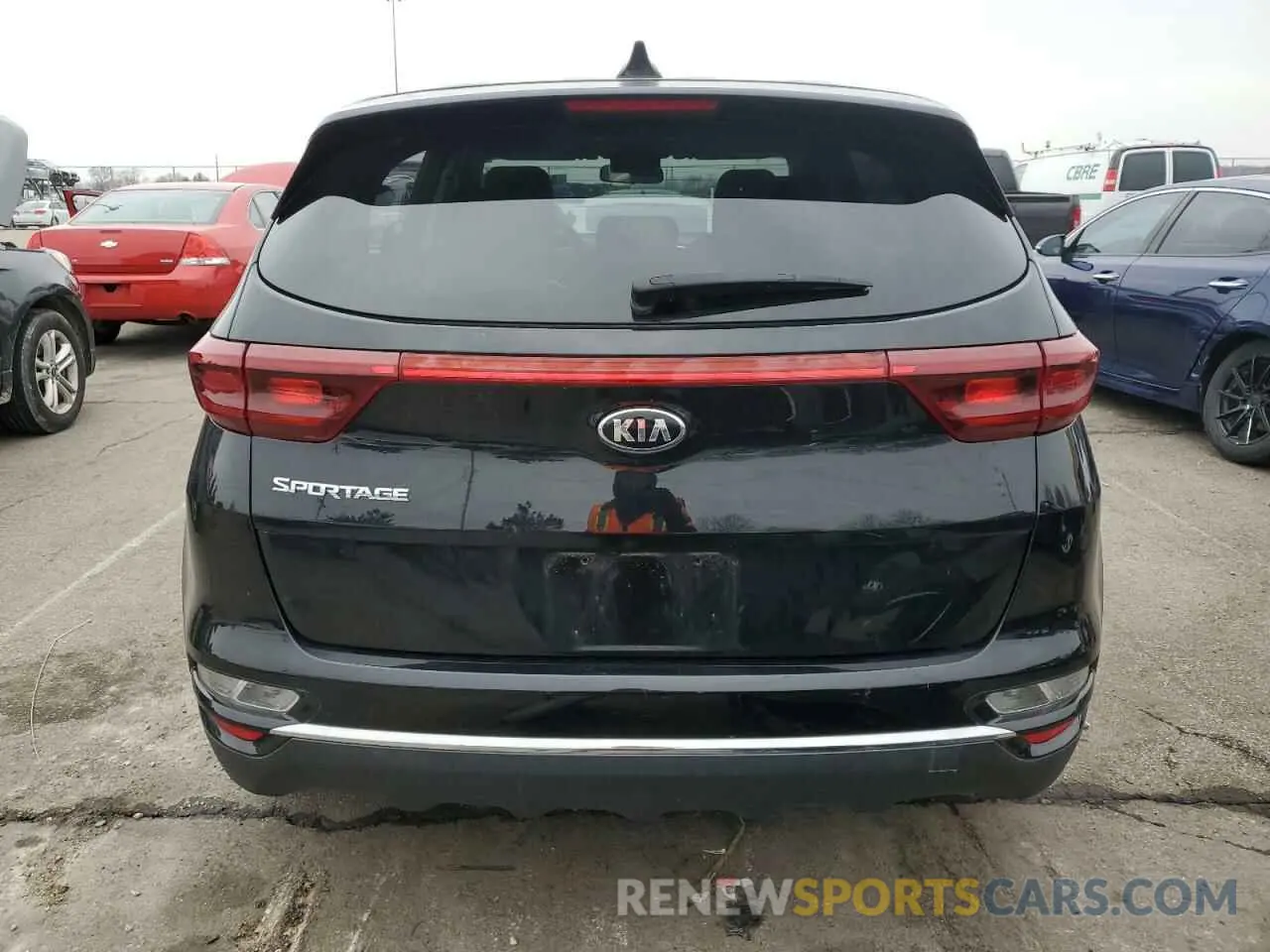 6 Photograph of a damaged car KNDPMCAC0M7909785 KIA SPORTAGE 2021