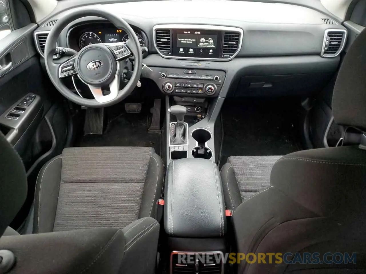 8 Photograph of a damaged car KNDPMCAC0M7909785 KIA SPORTAGE 2021